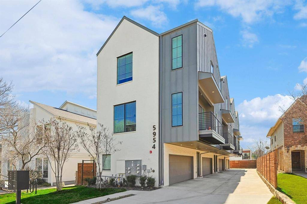 5954 Lewis Street #104, Dallas, TX 75206