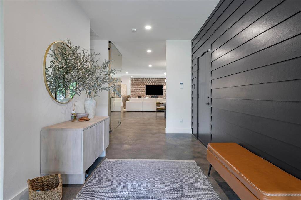 3938 Lively Lane, Dallas, TX 75220