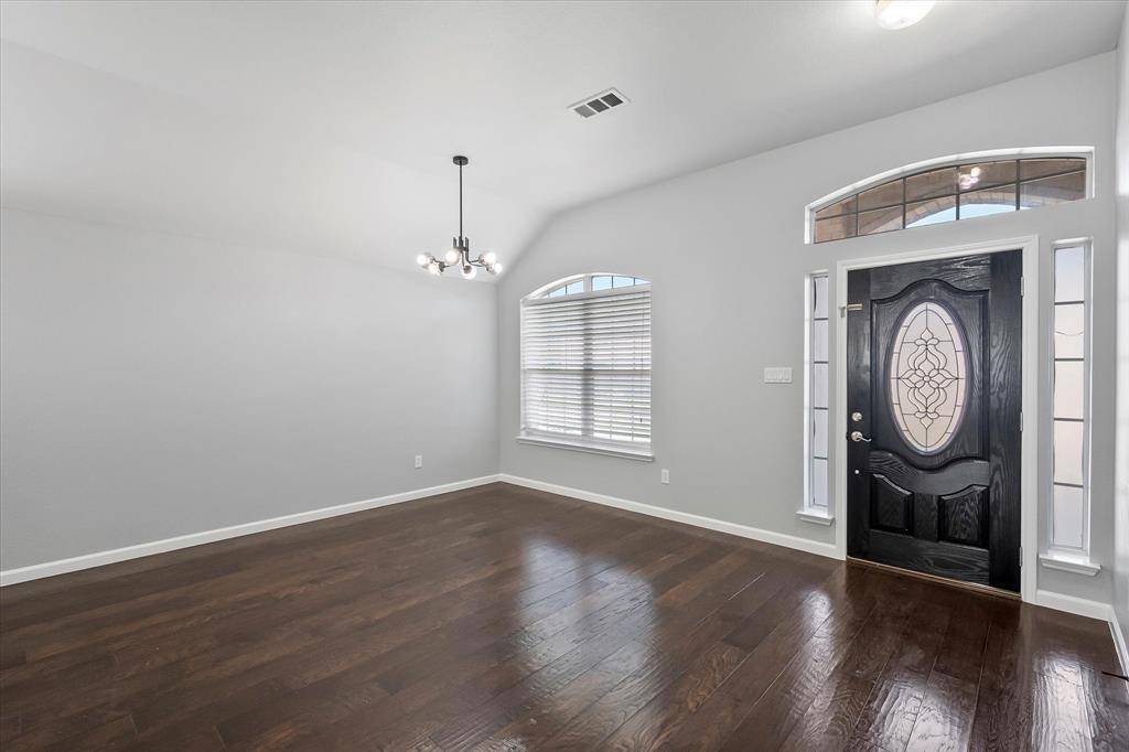 2204 Windcastle Drive, Mansfield, TX 76063