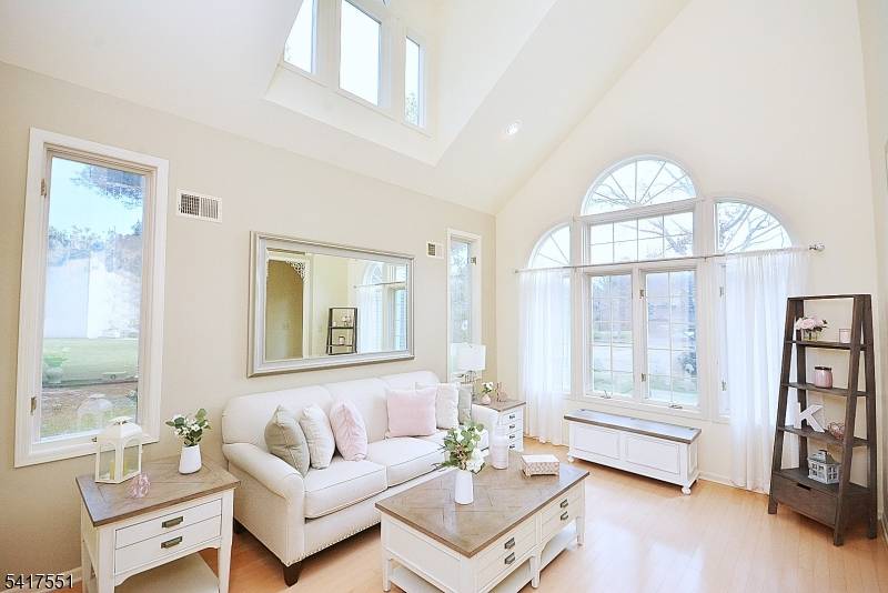 59 Wallace Blvd, Hillsborough Twp., NJ 08844