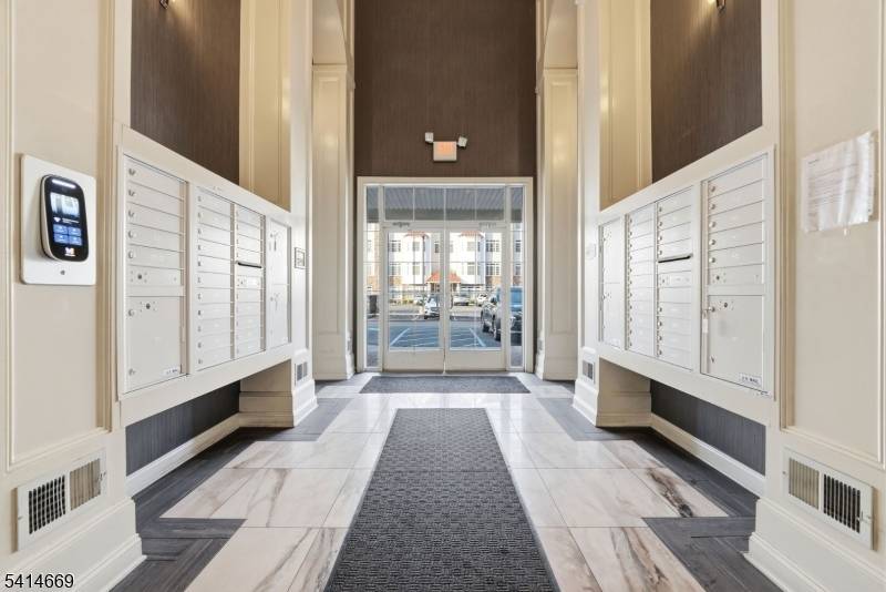 104 E Elizabeth Ave #307, Linden City, NJ 07036