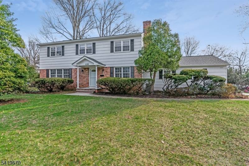 128 Hazelwood Ave, Middlesex Boro, NJ 08846