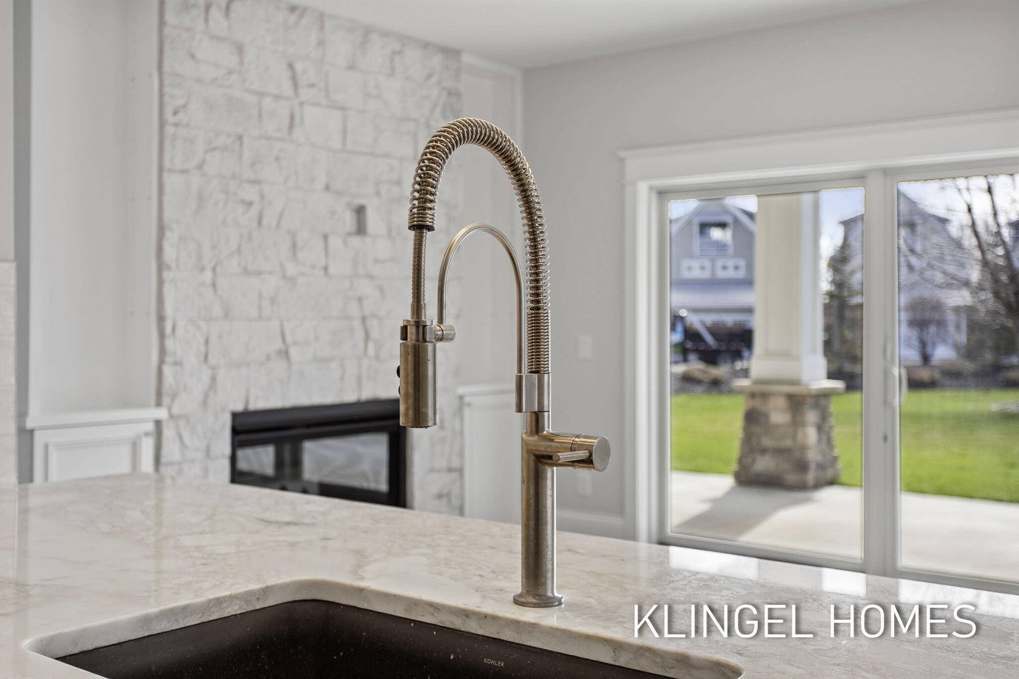 930 W Savidge ST #4, Spring Lake Vllg, MI 49456