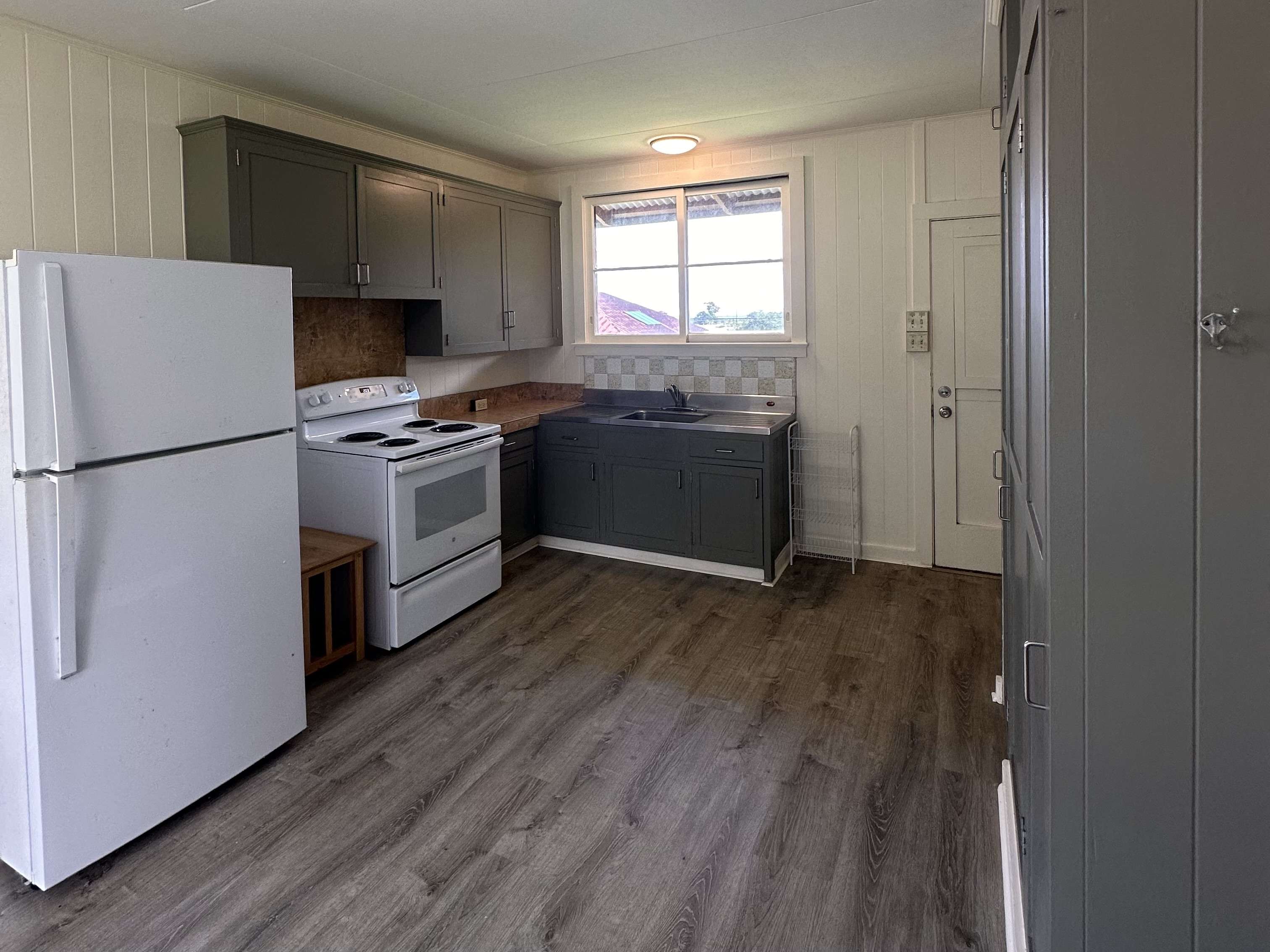 100 LAUKONA ST, Hilo, HI 96720
