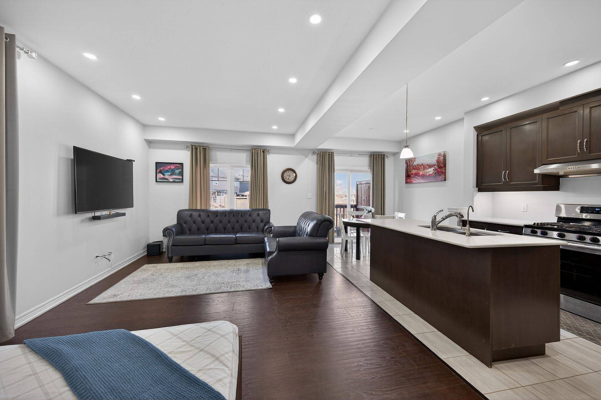 80 Severino CIR #7, West Lincoln, ON L0R 2A0