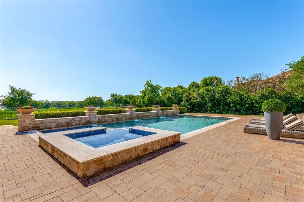 5409 Twin Cities Lane, Mckinney, TX 75070