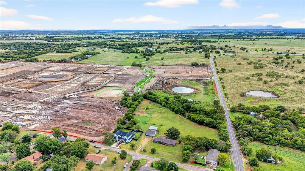 102 N 9 th Street, Gunter, TX 75058
