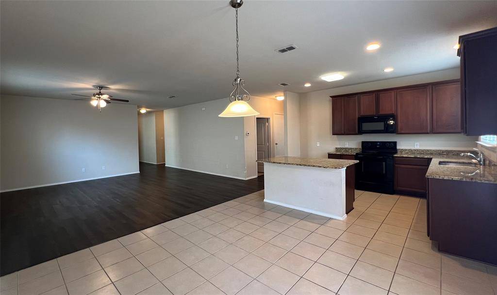 2205 Arrowhead Drive, Denton, TX 76207