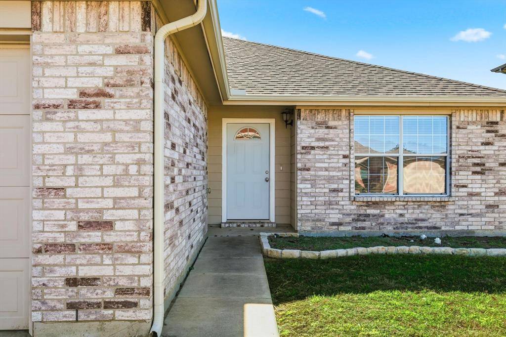 2112 Valley Forge Trail, Fort Worth, TX 76177