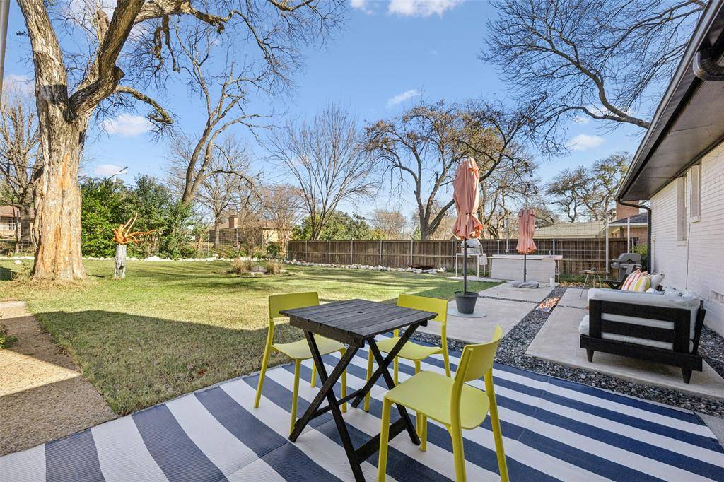 2715 Bonnywood Lane, Dallas, TX 75233
