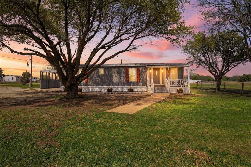 3240 Happy Meadows Drive, Alvarado, TX 76009