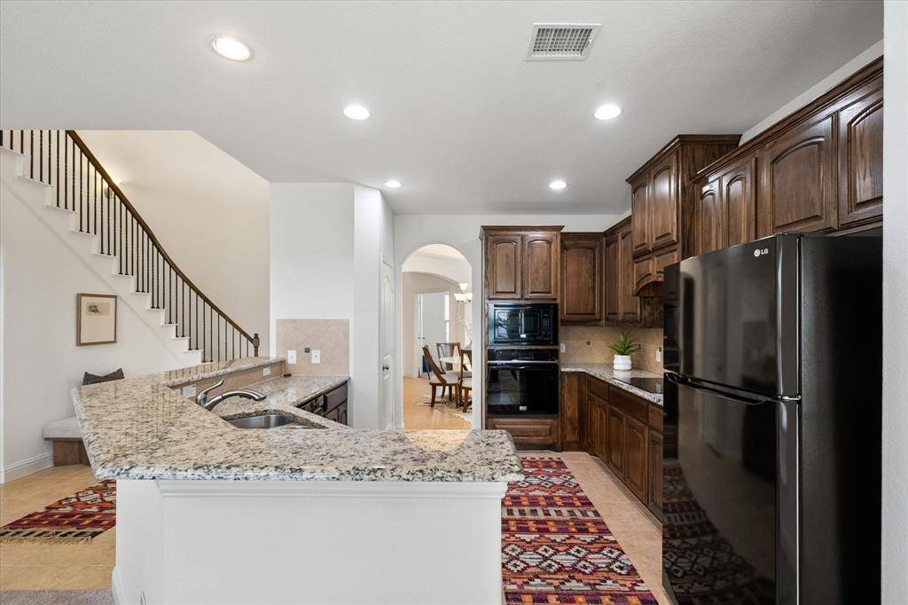 9809 Brazoria Trail, Fort Worth, TX 76126