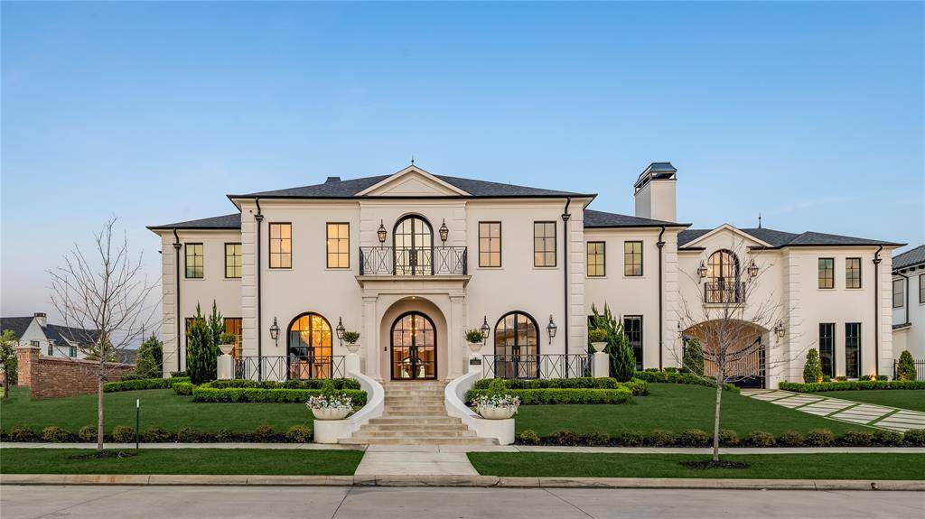 12460 Farmstead Drive, Frisco, TX 75033