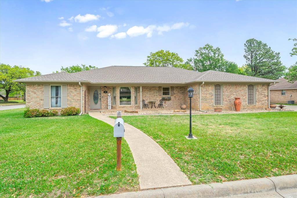 108 Granada Square, Canton, TX 75103