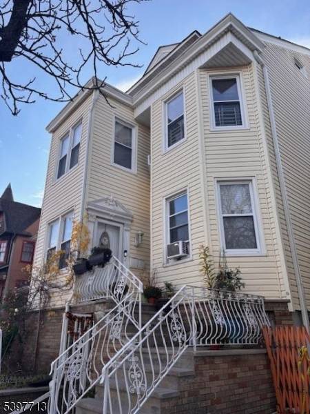 308 Davis Ave, Harrison Town, NJ 07029