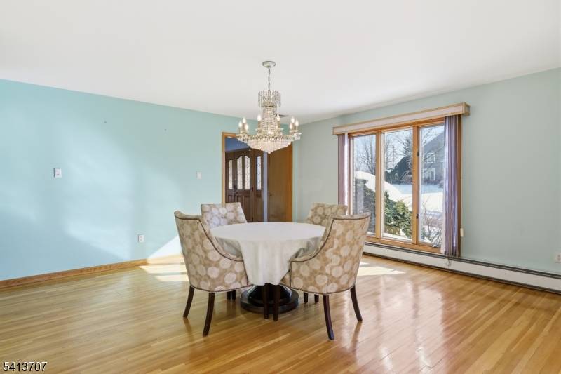 32 Sylvan Dr, Montville Twp., NJ 07058