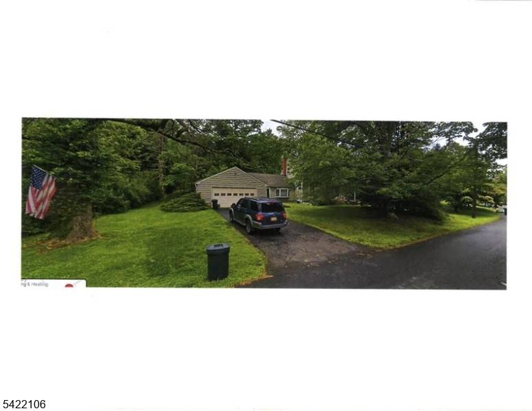 124 Gates Ave, Long Hill Twp., NJ 07933