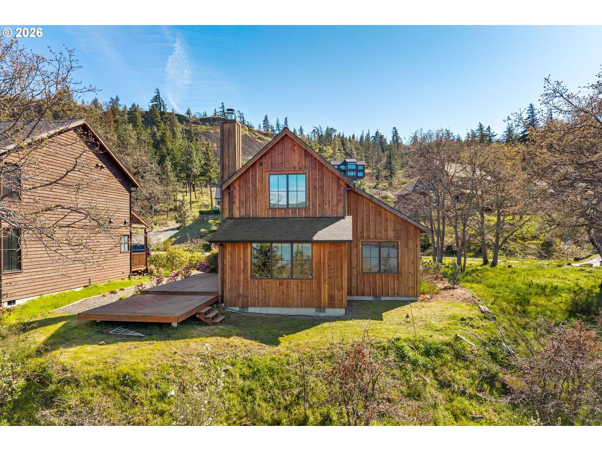 855 5TH AVE, Mosier, OR 97040