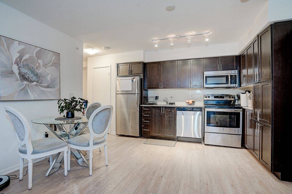 830 Lawrence AVE W #2204, Toronto W04, ON M6A 0B6