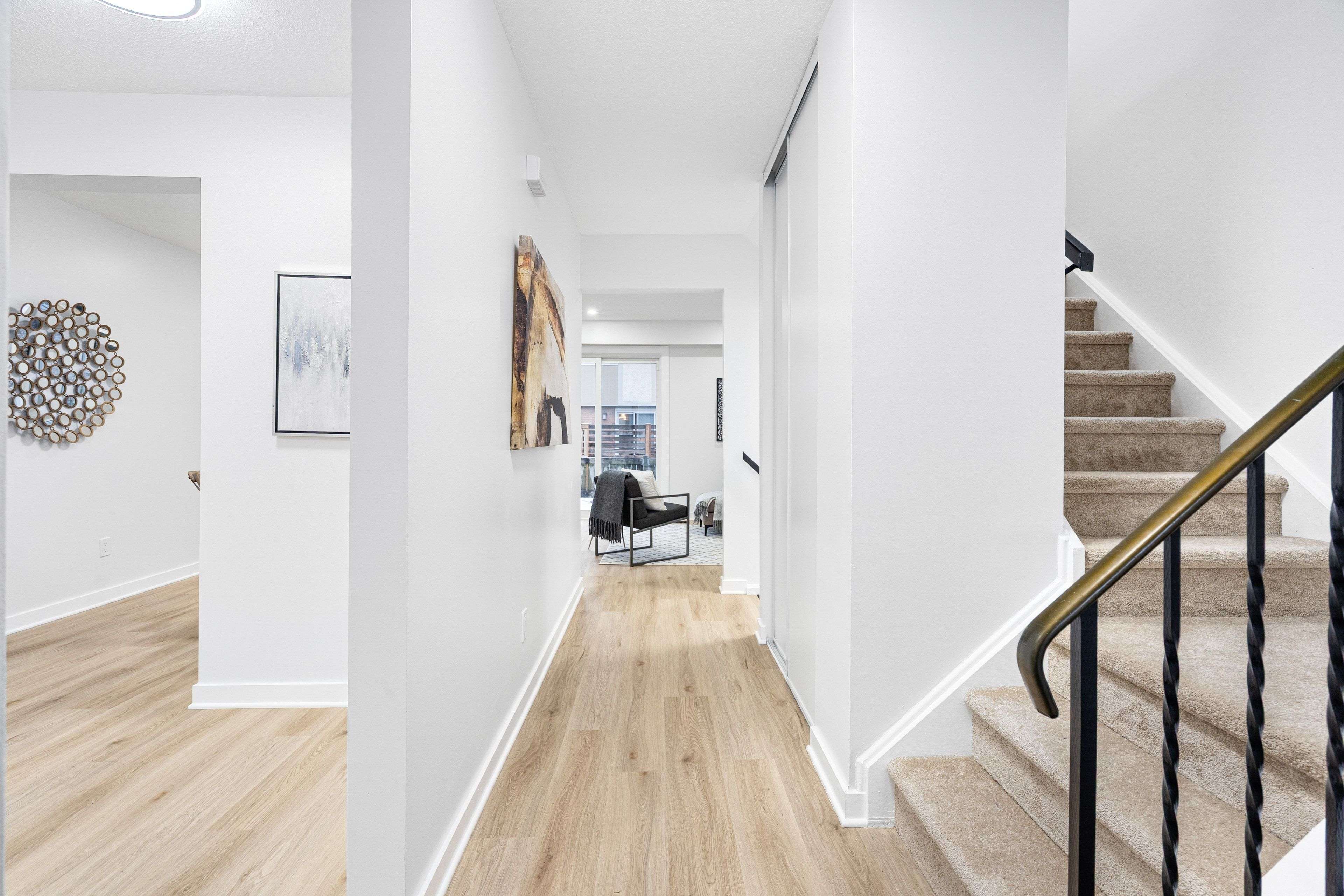 477 Moodie DR #C, Bells Corners And South To Fallowfield, ON K2H 8T7