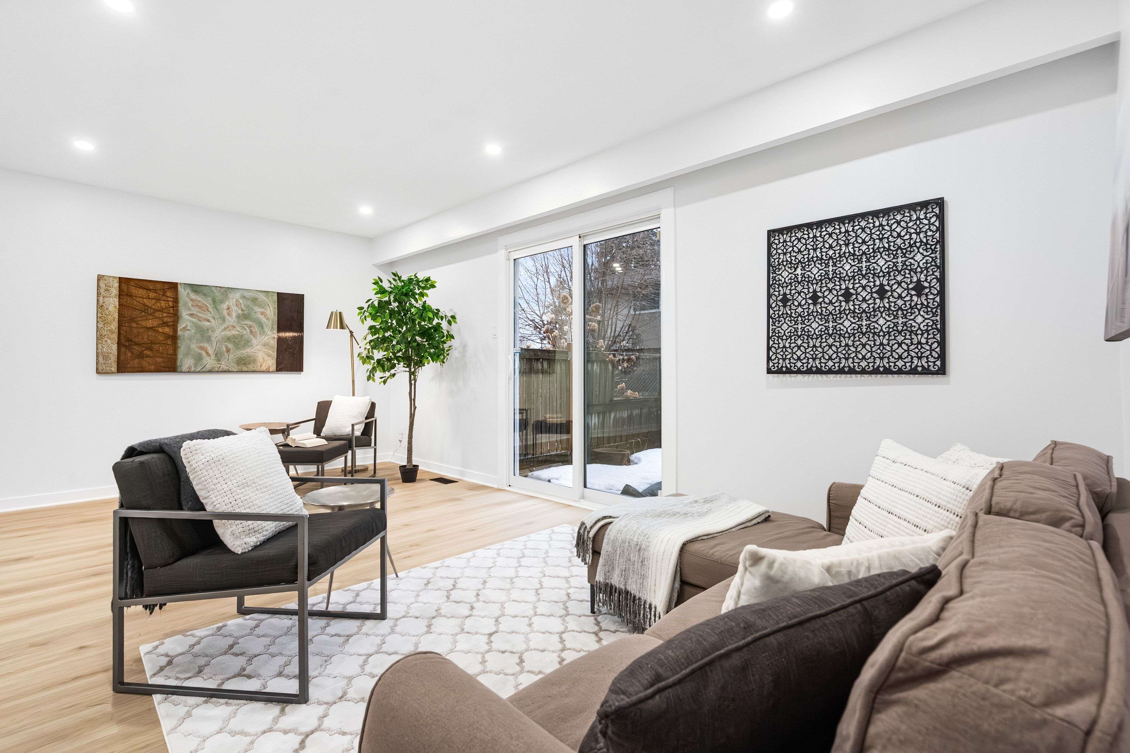 477 Moodie DR #C, Bells Corners And South To Fallowfield, ON K2H 8T7