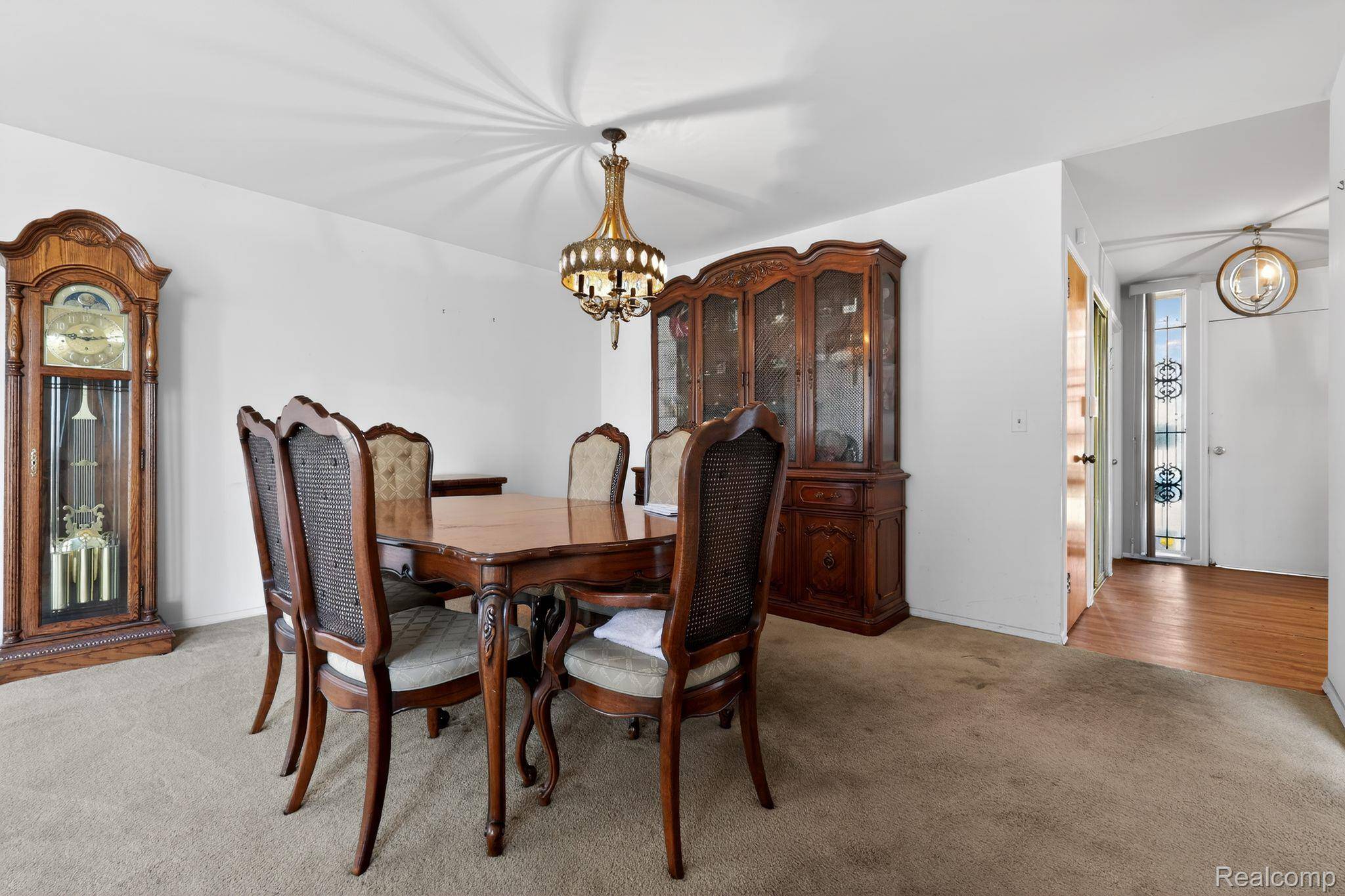 1042 Trevor PL, Detroit, MI 48207