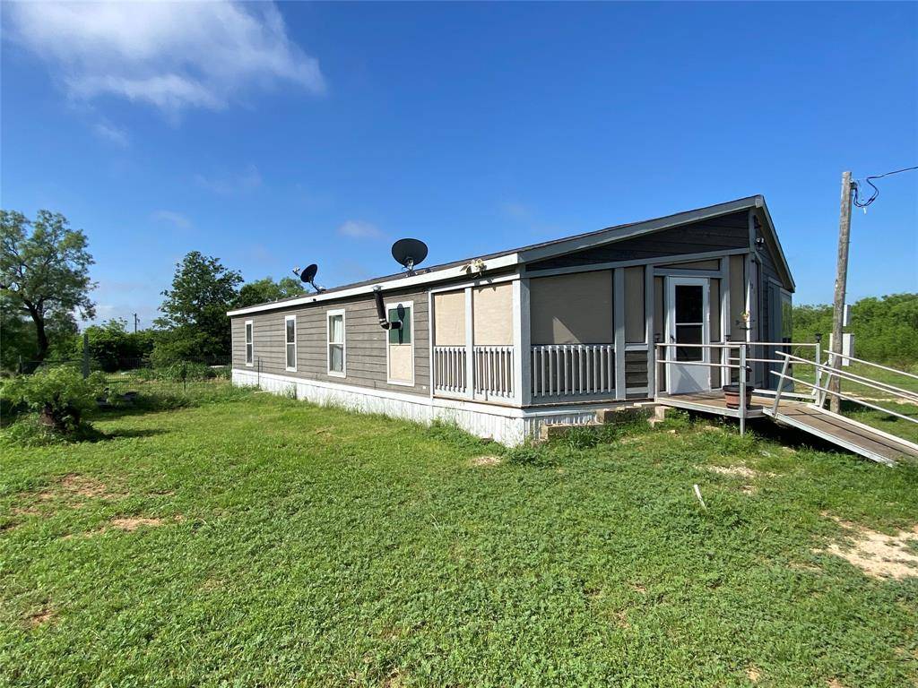 181 Mountain Street, Burkett, TX 76828