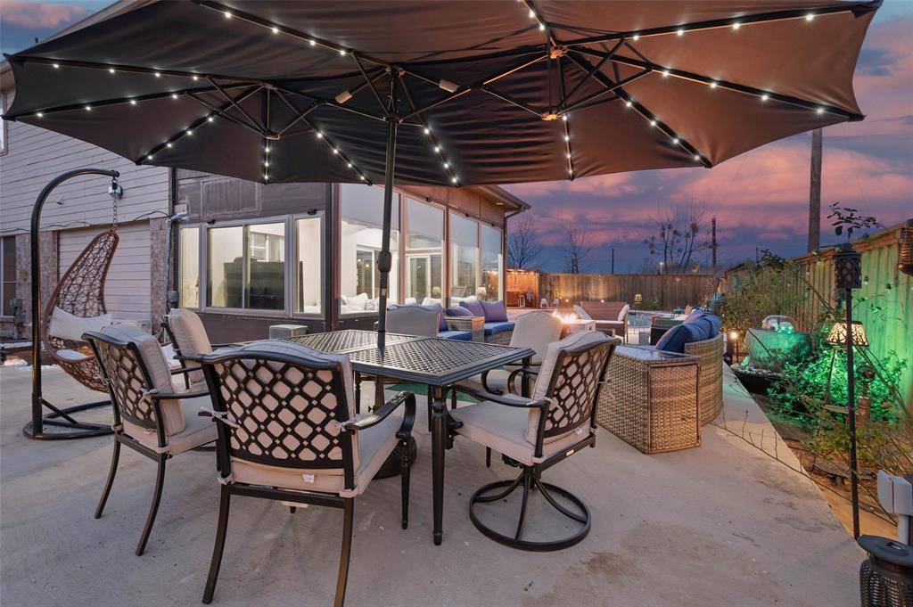 718 Castlewood Drive, Garland, TX 75040