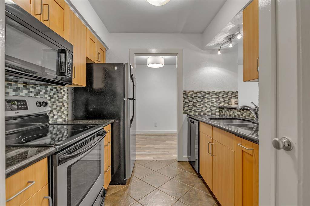 4837 Cedar Springs Road #215, Dallas, TX 75219