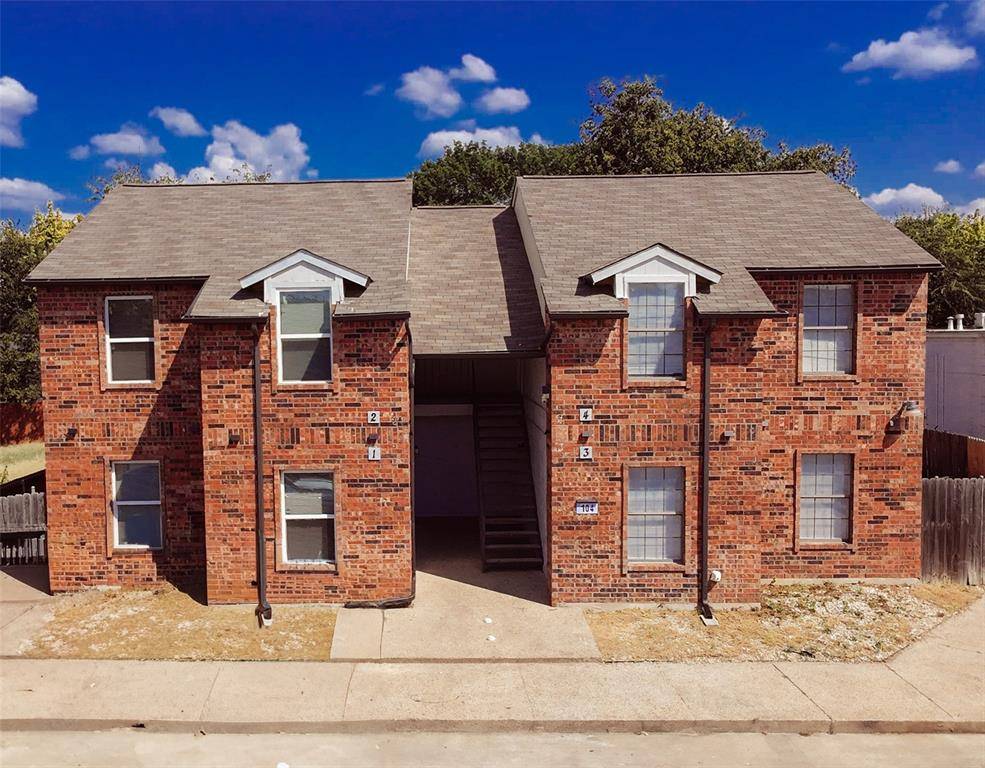 104 N Heights Drive, Crowley, TX 76036