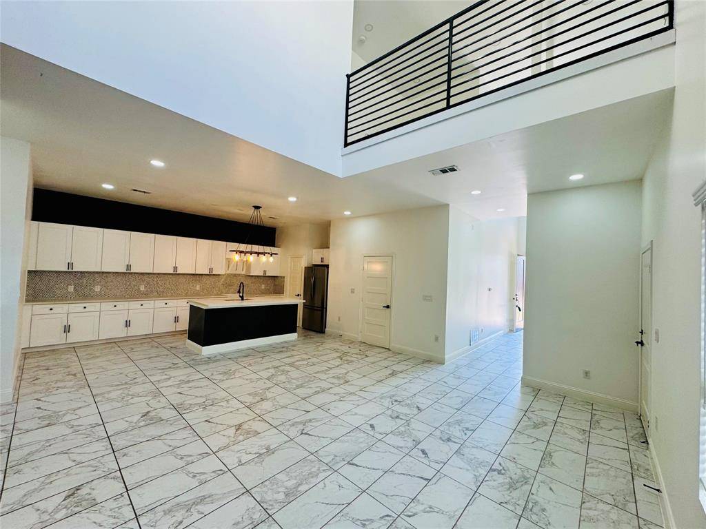 2902 Jim Street, Dallas, TX 75212