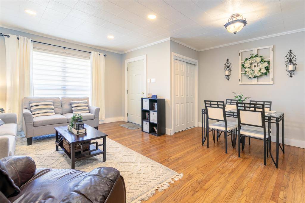 1803 Oak Tree Lane, Arlington, TX 76013