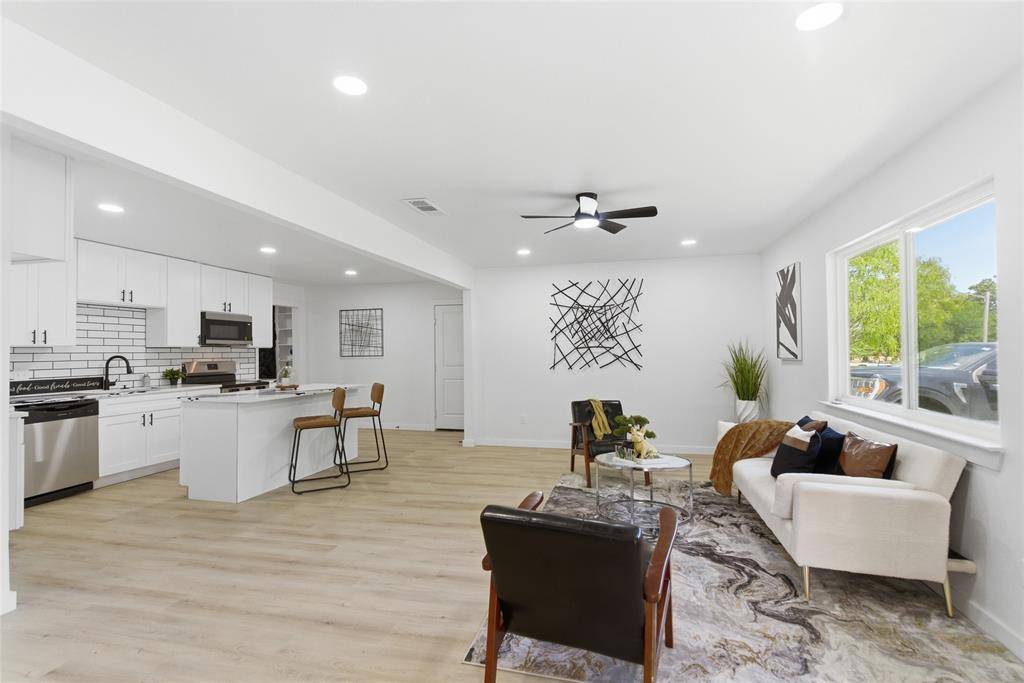 4474 Burke Road, Fort Worth, TX 76119