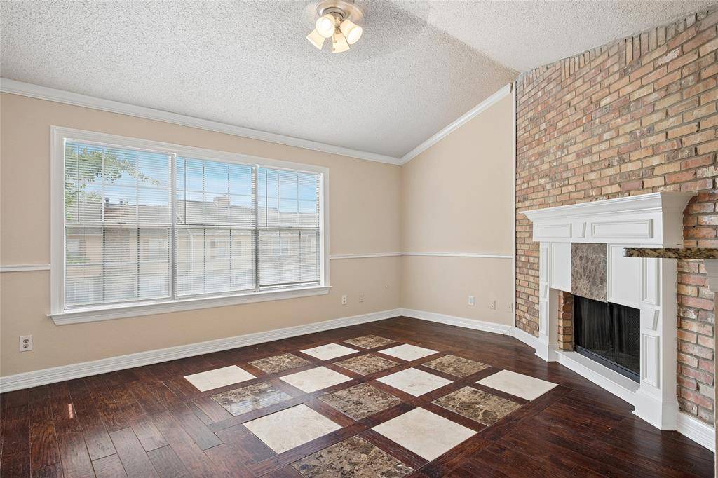 2400 Jupiter Road #B9, Plano, TX 75074