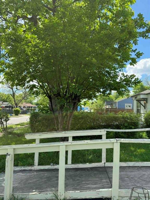 2671 Moffatt Avenue, Dallas, TX 75216