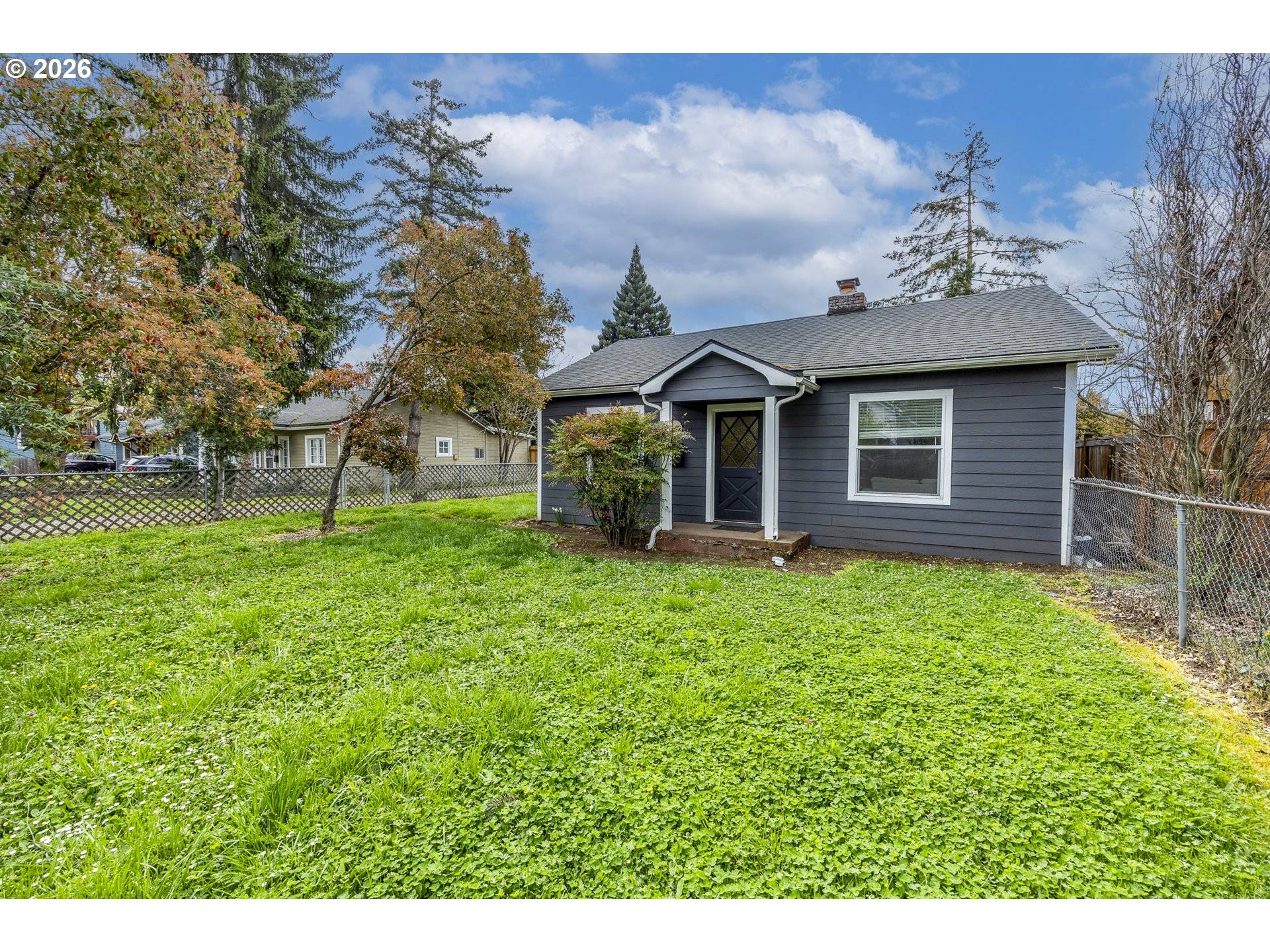 1362 W 11TH AVE, Eugene, OR 97402