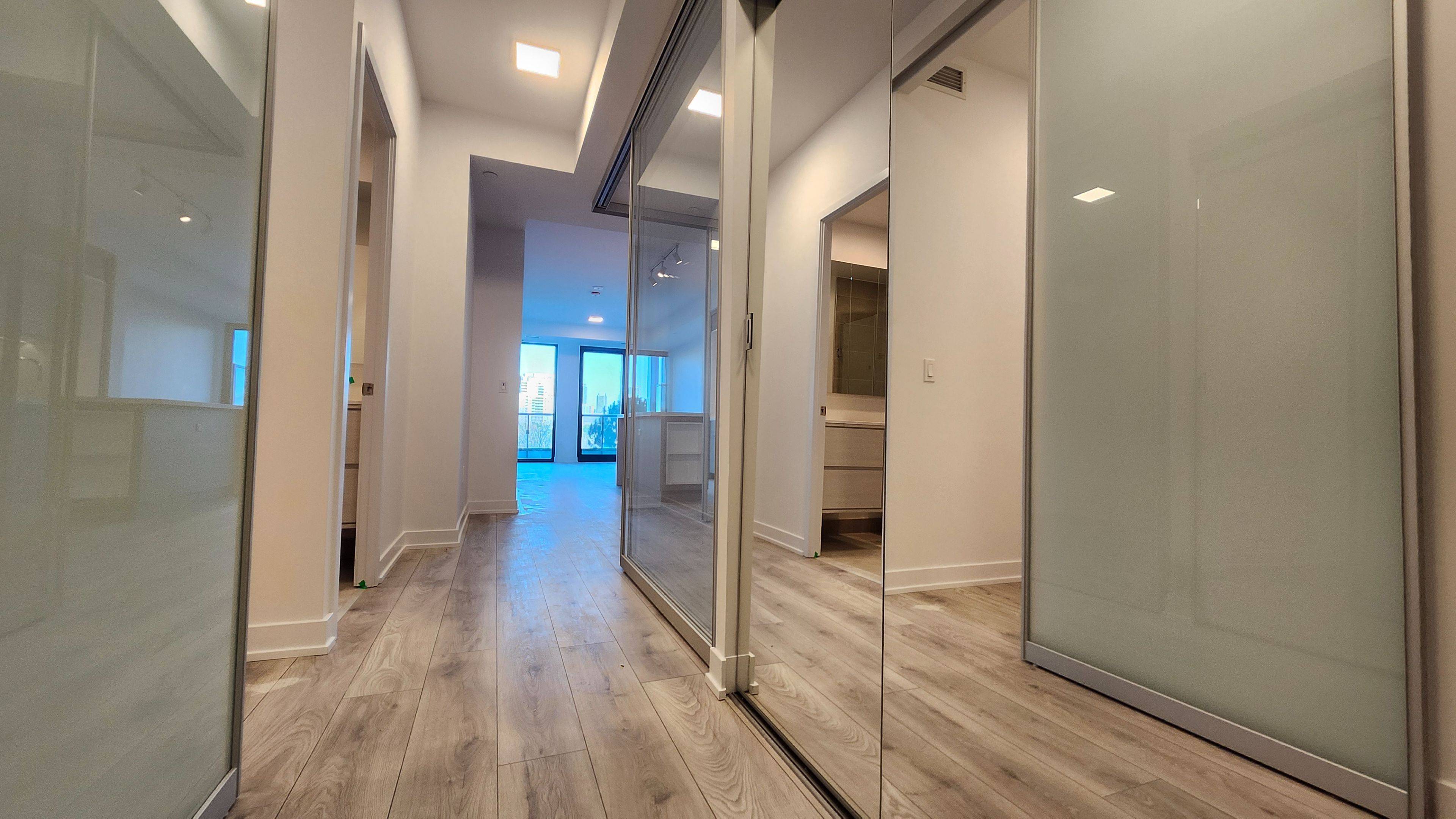 29 Green Trail CT #302, Toronto C15, ON M3C 3S2