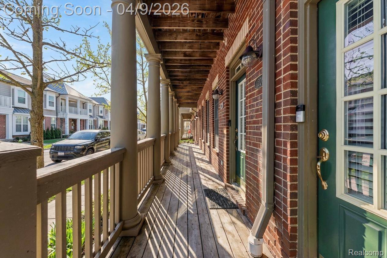 203 Jotham AVE, Auburn Hills, MI 48326