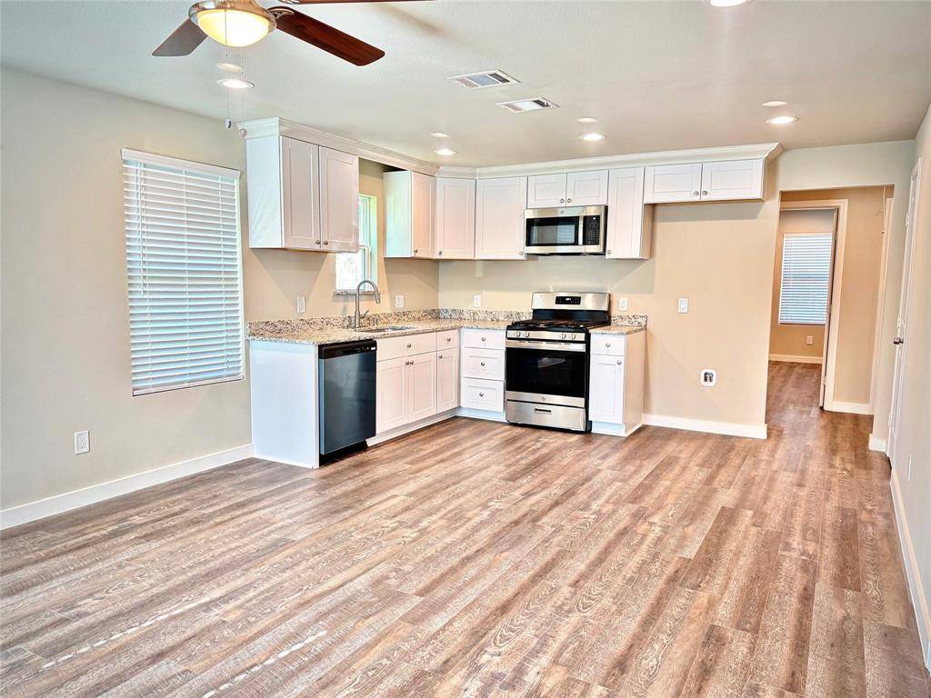 1616 Cleveland Street, Greenville, TX 75401