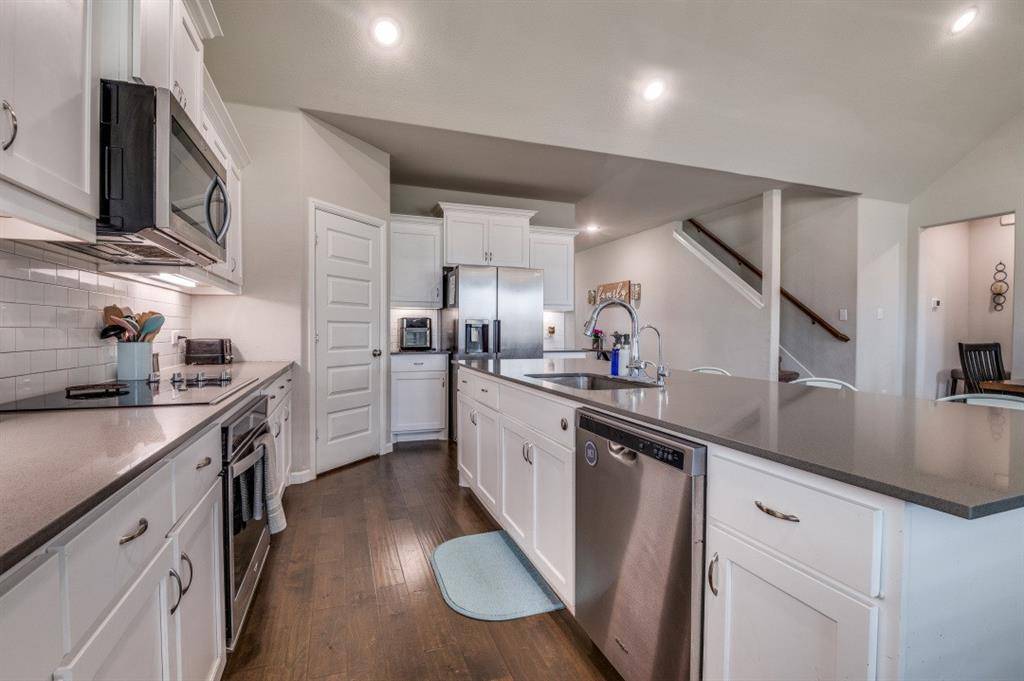 153 Arrow Wood Road, Waxahachie, TX 75165