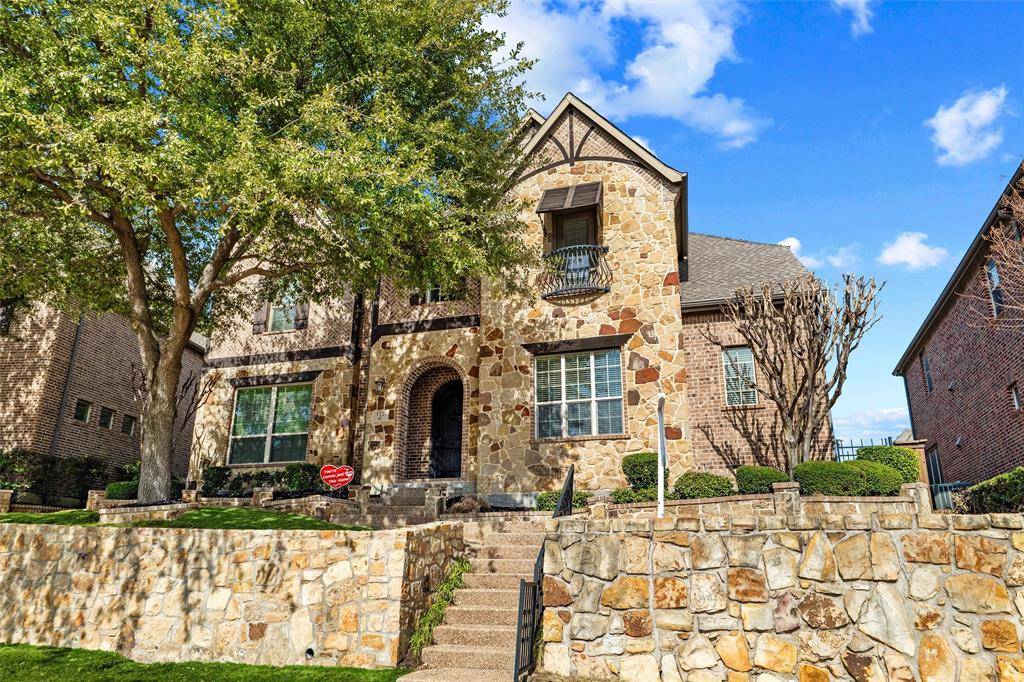 112 Aransas Drive, Irving, TX 75039