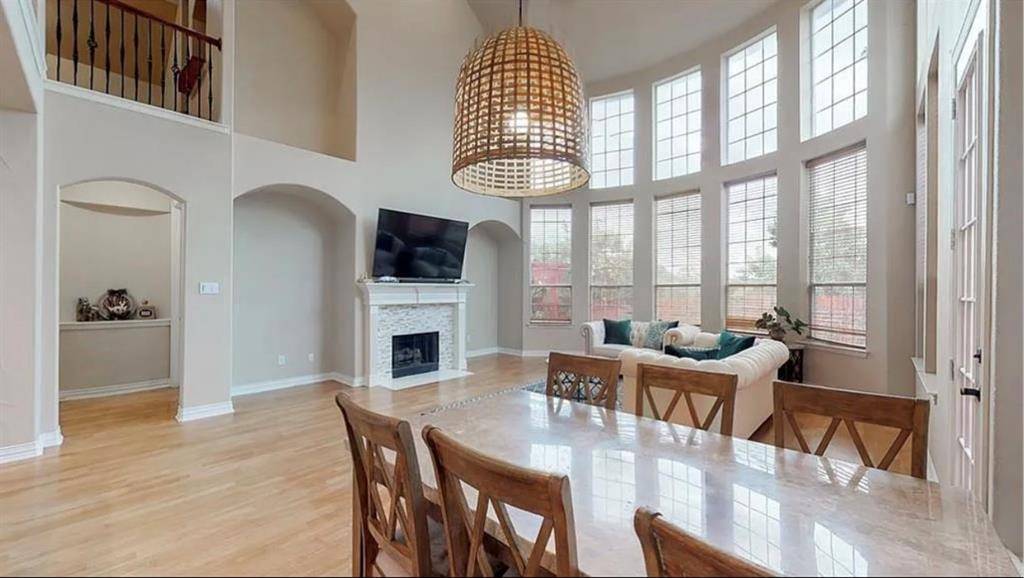 3264 Heatherbrook Lane, Richardson, TX 75082