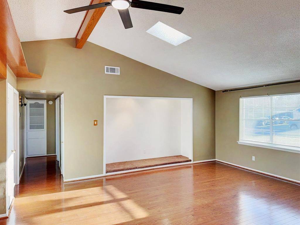 2837 Lowell Drive, Irving, TX 75062