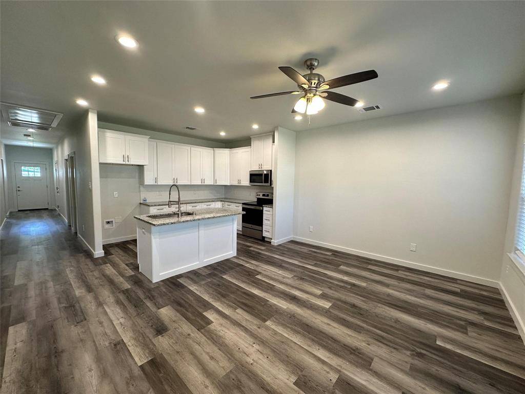 1005 Dubois Street, Denison, TX 75020