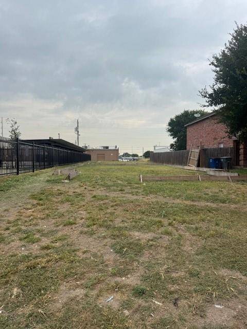 4105 Preferred Place, Dallas, TX 75237