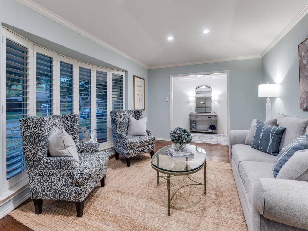 3824 Waldorf Circle, Dallas, TX 75229