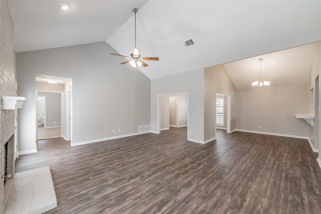 4052 La Costa Court, Irving, TX 75038