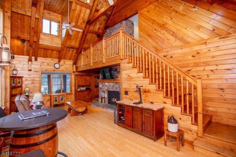 816 Rosemont Ringoes Rd, Delaware Twp., NJ 08559