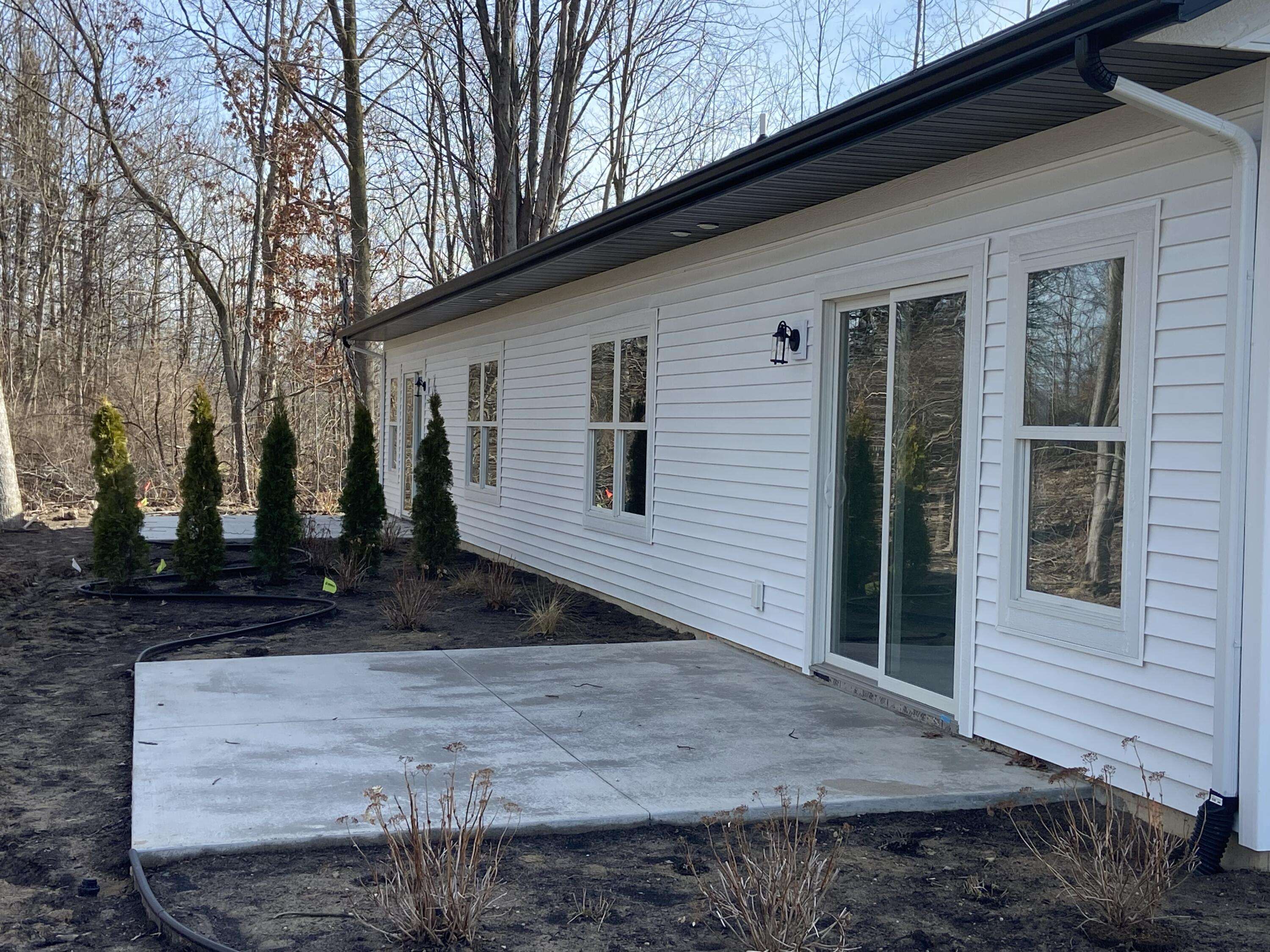 725 Violet WAY, Royaltontownship_berrien, MI 49085