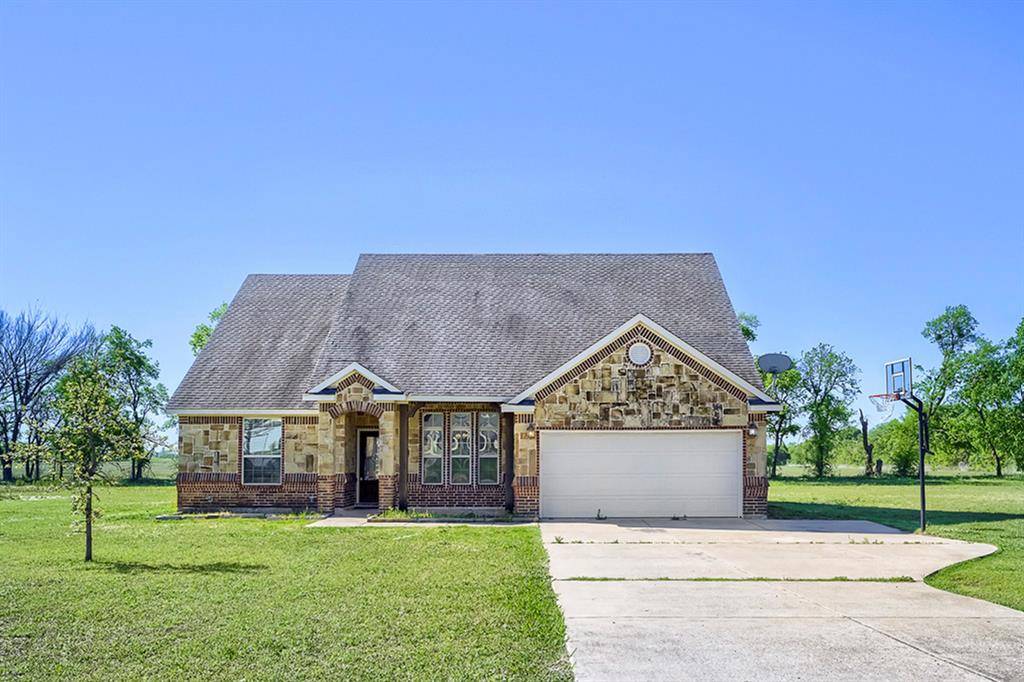 98 Sunnydale Court, Howe, TX 75459